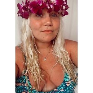 Meet your Posher, Nell